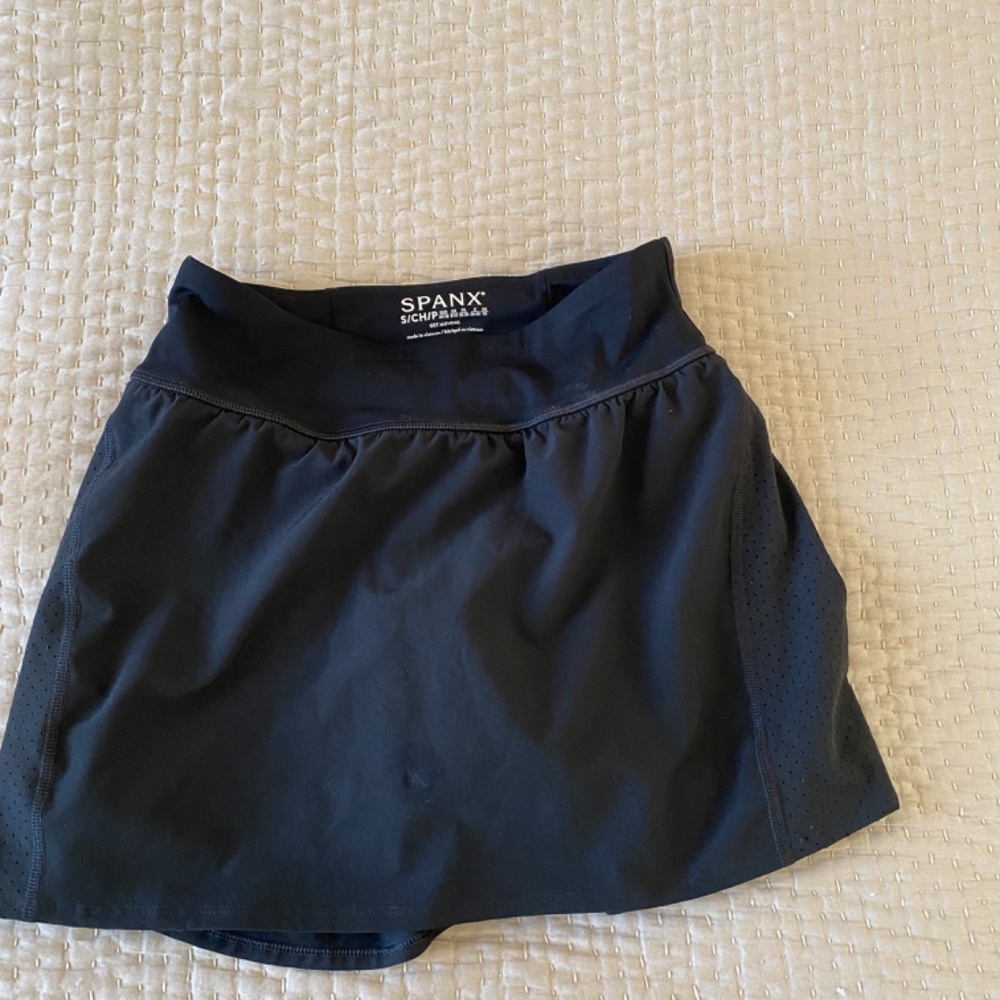 Spanx Get Moving Skort - image 3